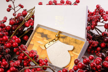 Load image into Gallery viewer, 'Christmas Mitten'