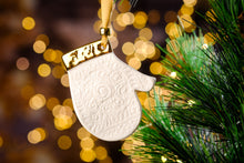 Load image into Gallery viewer, 'Christmas Mitten'